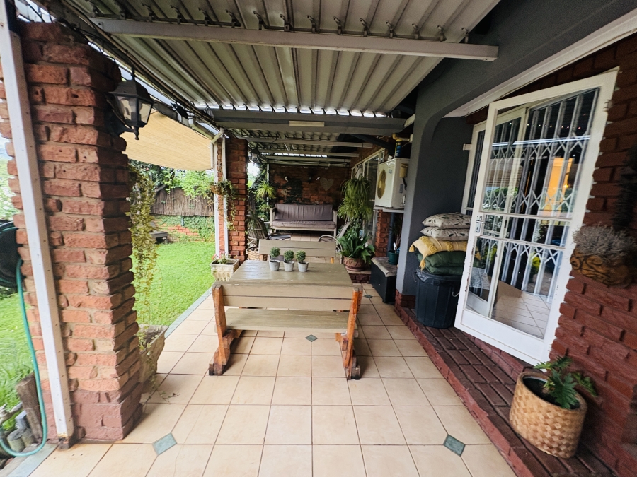 3 Bedroom Property for Sale in Ifafi North West